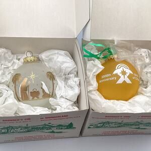 Bronner's Christmas Wonderland Set of 2 Handmade Glass Ornaments in Box